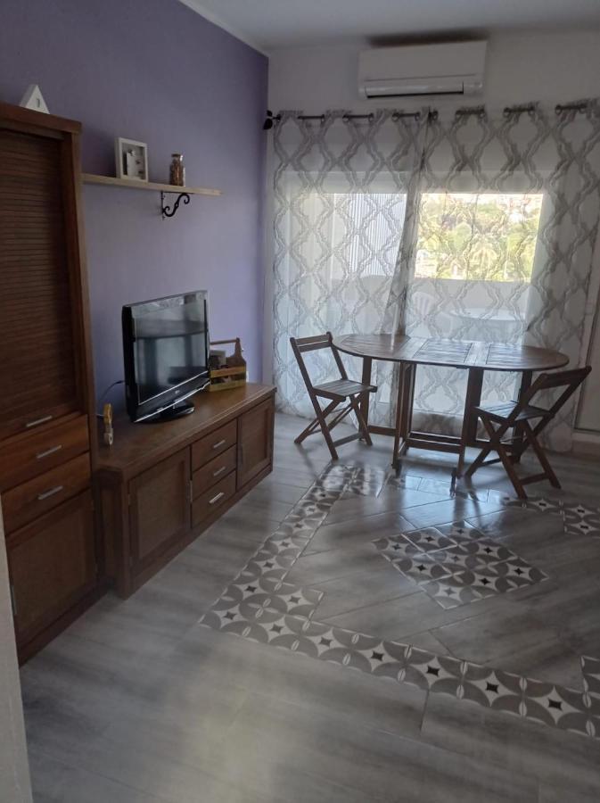 شقة Benal Beach Paradise بينالماذينا المظهر الخارجي الصورة
